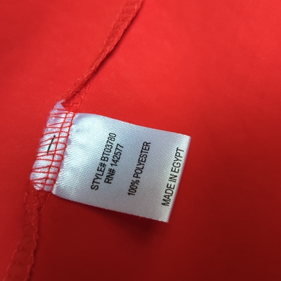 Elegant Red Button-Down Shirt for Women - Picture 5 of 5